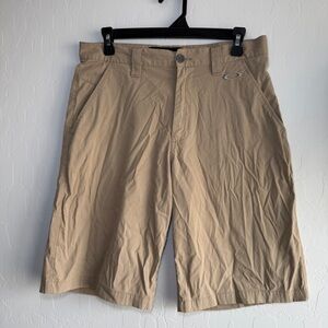 Oakley Men's Golf Shorts 32 Khaki Tan Chino Flat Front Stretch Performance